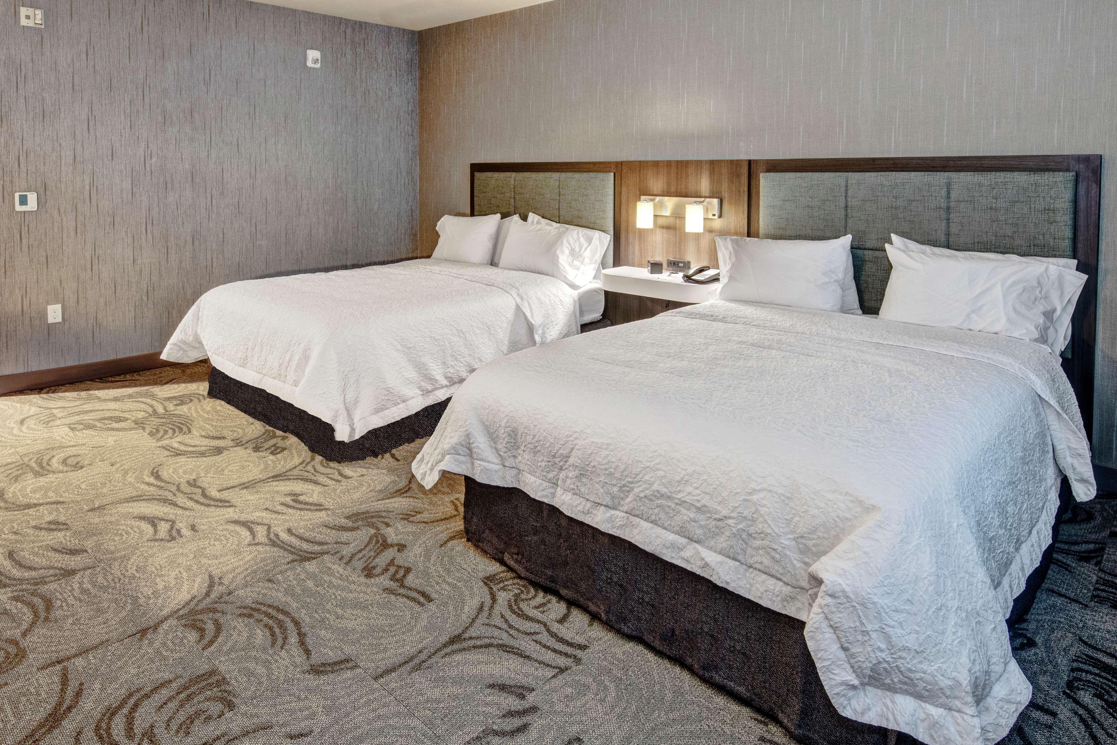 Hampton Inn Fresno Airport Εξωτερικό φωτογραφία