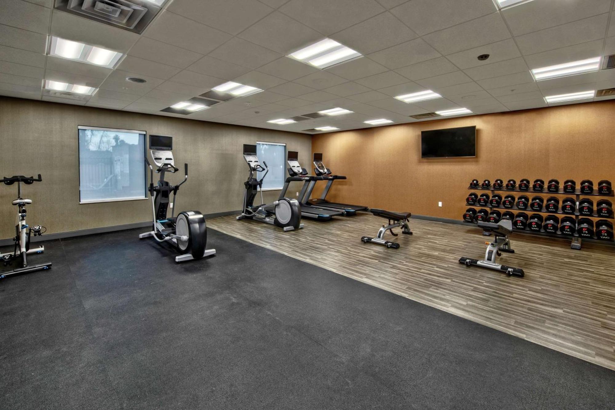 Hampton Inn Fresno Airport Εξωτερικό φωτογραφία
